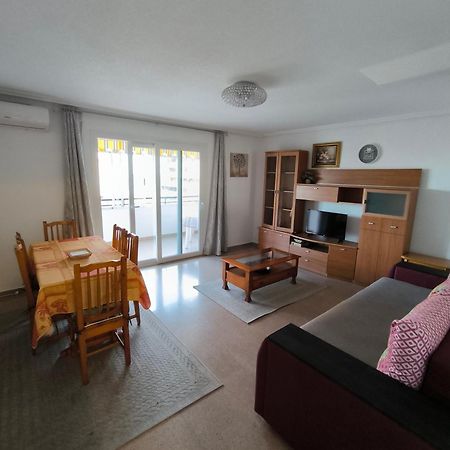Апартаменты Apartamento Con Buena Vista Торевьиа Экстерьер фото