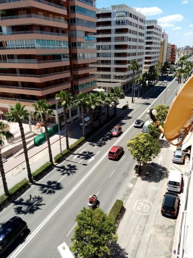 Апартаменты Apartamento Con Buena Vista Торевьиа Экстерьер фото