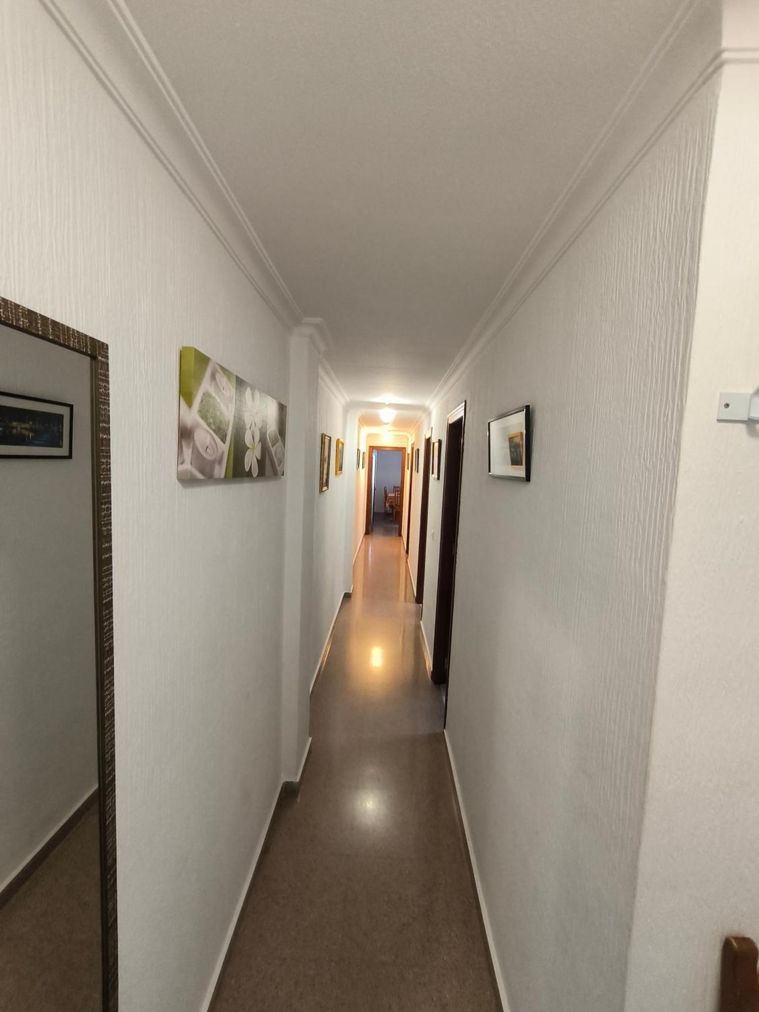 Апартаменты Apartamento Con Buena Vista Торевьиа Экстерьер фото